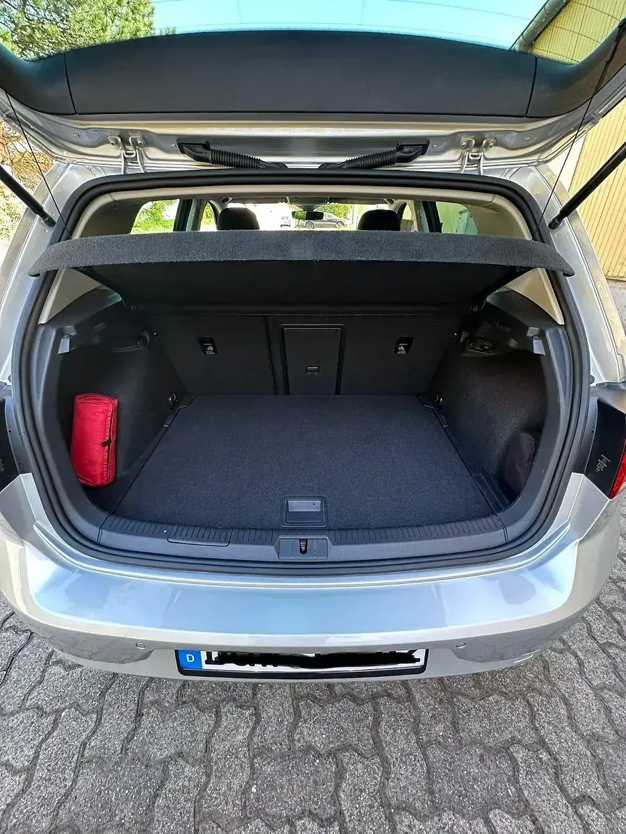 Gebraucht VW Golf VII Join 150 PS (110 kW) 2019 Silber Limousine