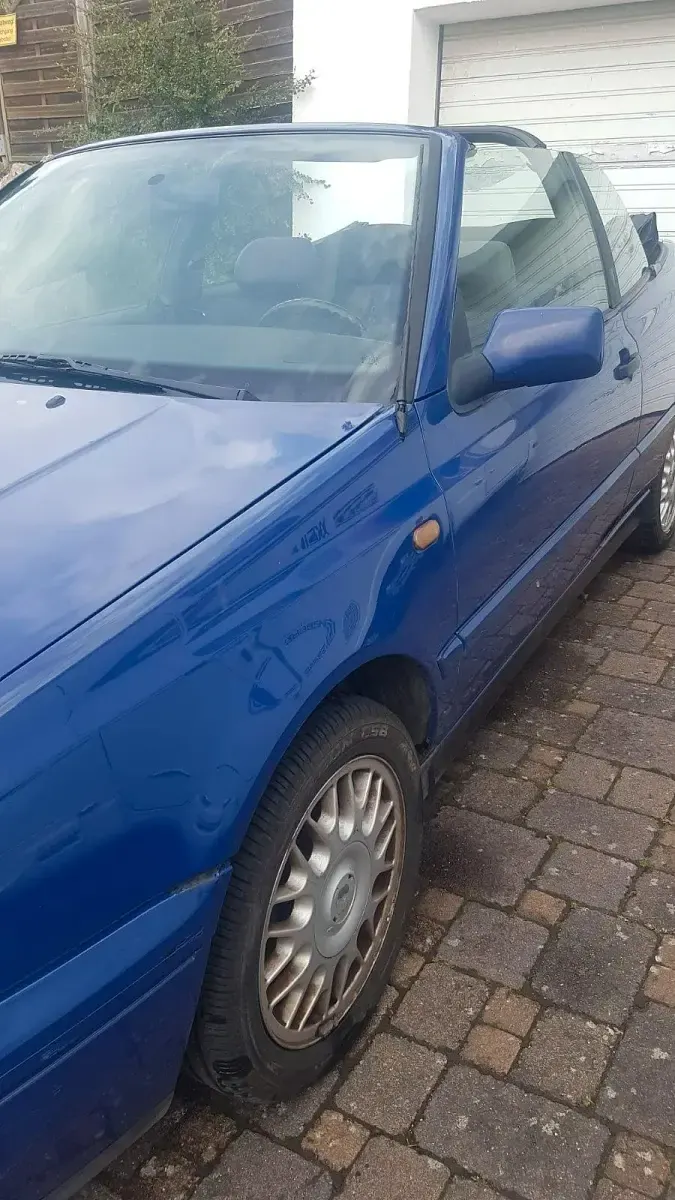 Gebraucht VW Golf Cabriolet 90 PS (66 kW) 1996 Blau Cabrio