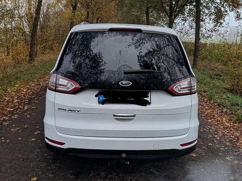 Gebraucht Ford Galaxy Titanium 150 PS (110 kW) 2017 Weiß Van / Kleinbus