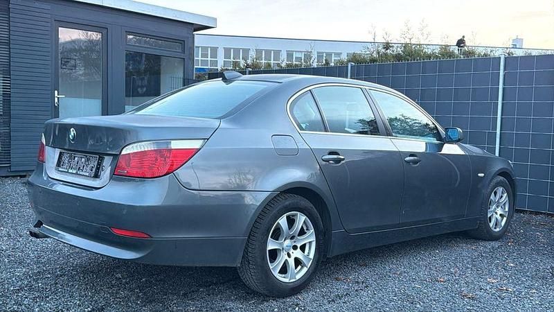 Gebraucht BMW 525 192 PS (141 kW) 2004 Grau Limousine