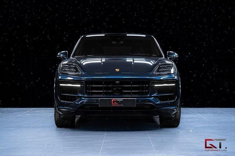 Gebraucht Porsche Cayenne 470 PS (345 kW) 2024 Blau SUV