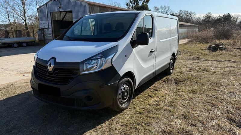 Gebraucht Renault Trafic 95 PS (69 kW) 2017 Weiß Van / Kleinbus