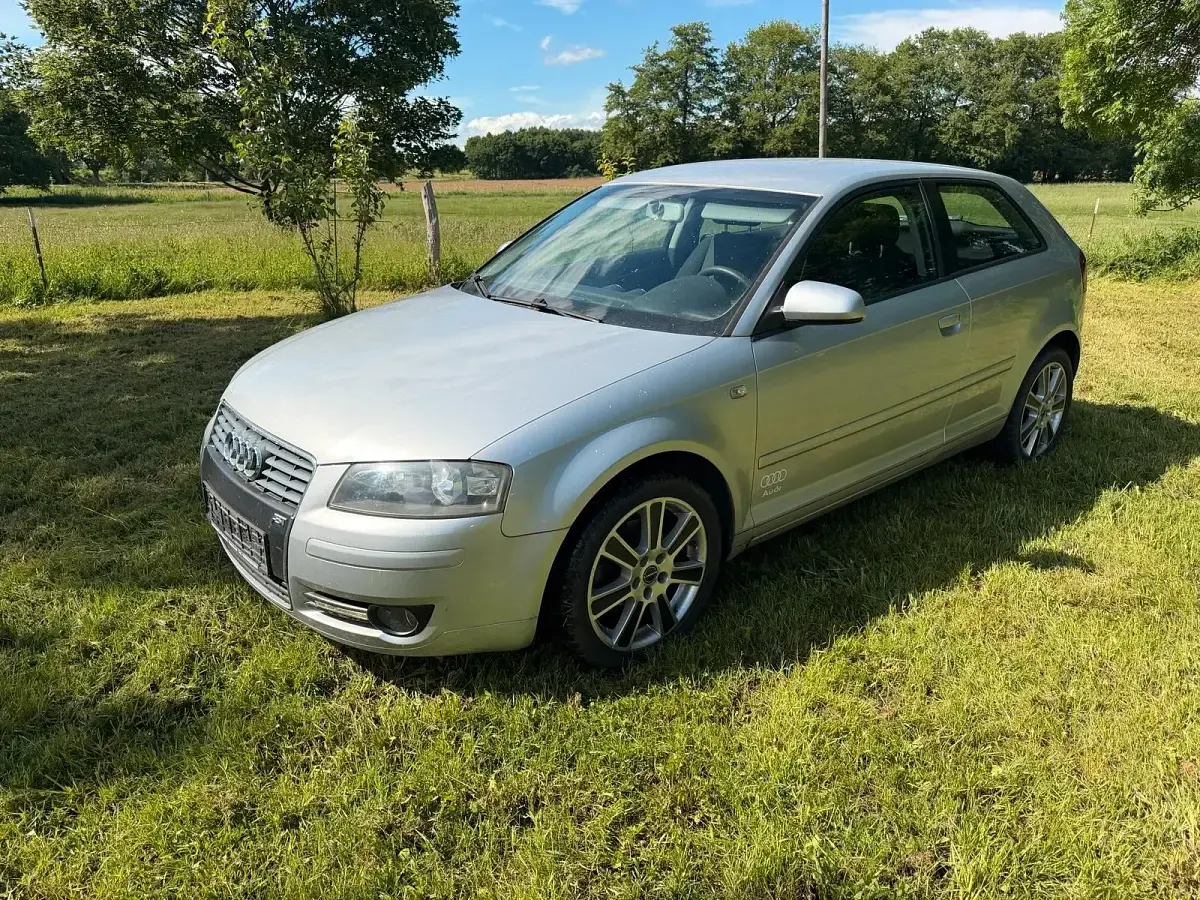 Gebraucht Audi A3 101 PS (74 kW) 2005 Silber Kleinwagen