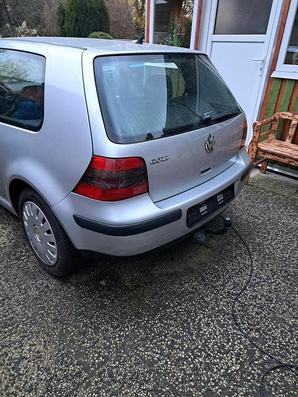 Gebraucht VW Golf IV 75 PS (55 kW) 2001 Silber Limousine