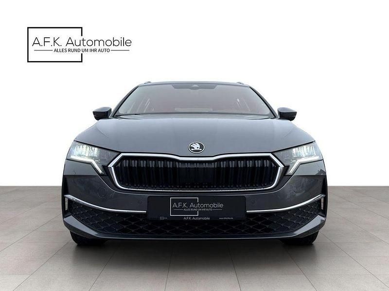 Gebraucht Skoda Octavia Selection 150 PS (110 kW) 2025 Graphitegrau metallic Kombi