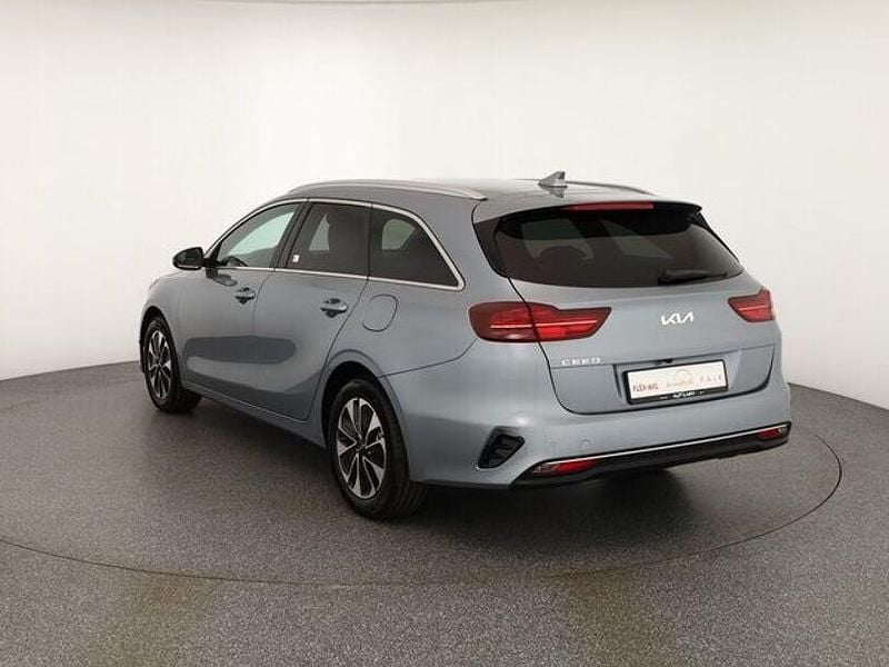 Neu Kia Ceed 140 PS (102 kW) 2025 Andere Kleinwagen