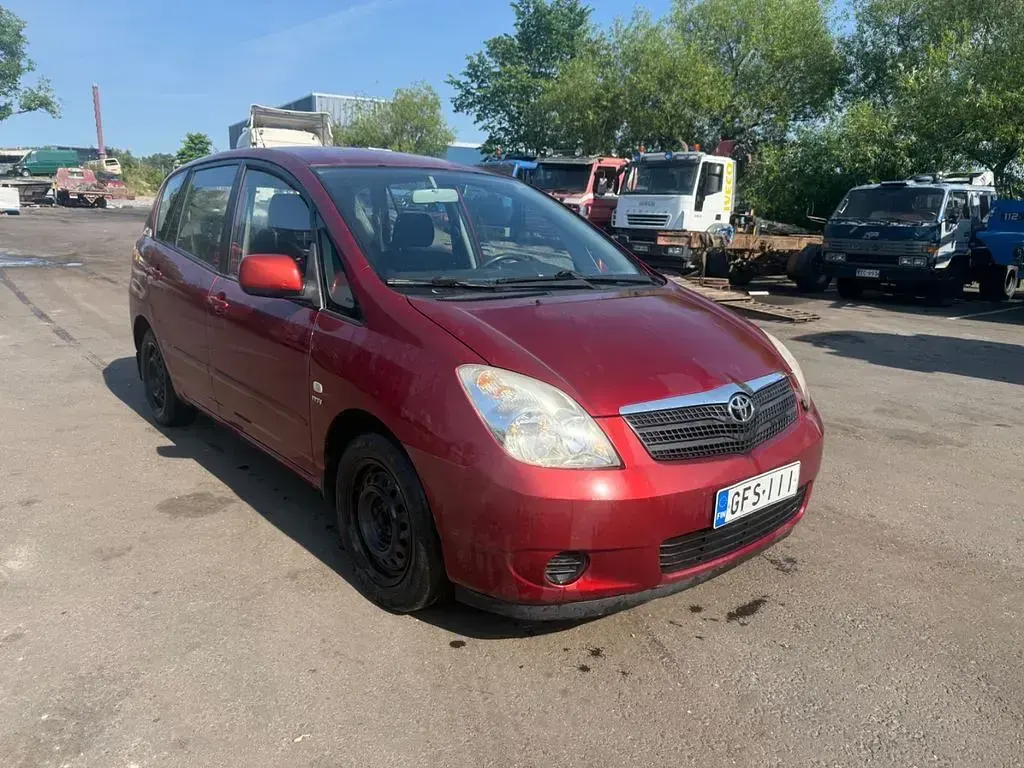 Gebraucht Toyota Corolla Verso 110 PS (80 kW) 2004 Rot Van / Kleinbus
