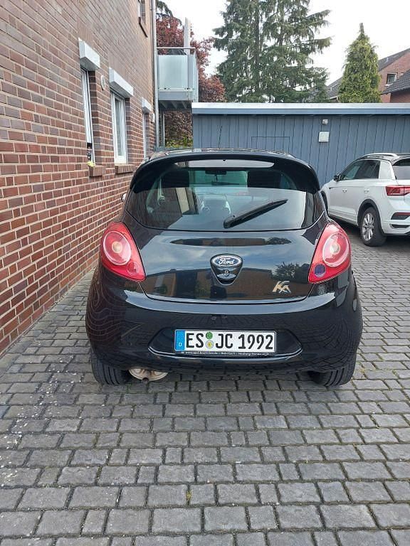 Gebraucht Ford Ka Titanium 69 PS (50 kW) 2010 Schwarz Kleinwagen