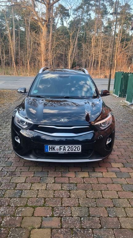 Gebraucht Kia Stonic Edition 7 101 PS (74 kW) 2021 Schwarz SUV