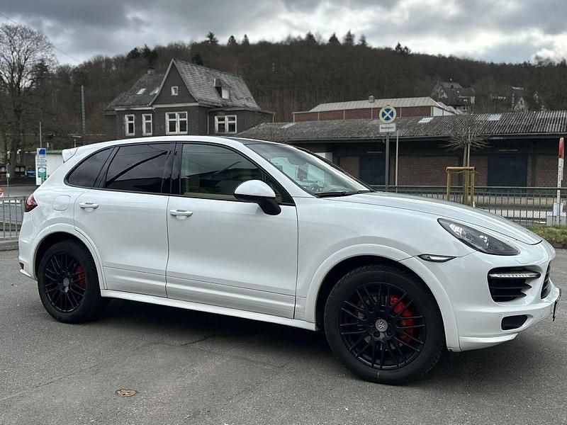 Gebraucht Porsche Cayenne GTS 245 PS (180 kW) 2013 Weiß SUV