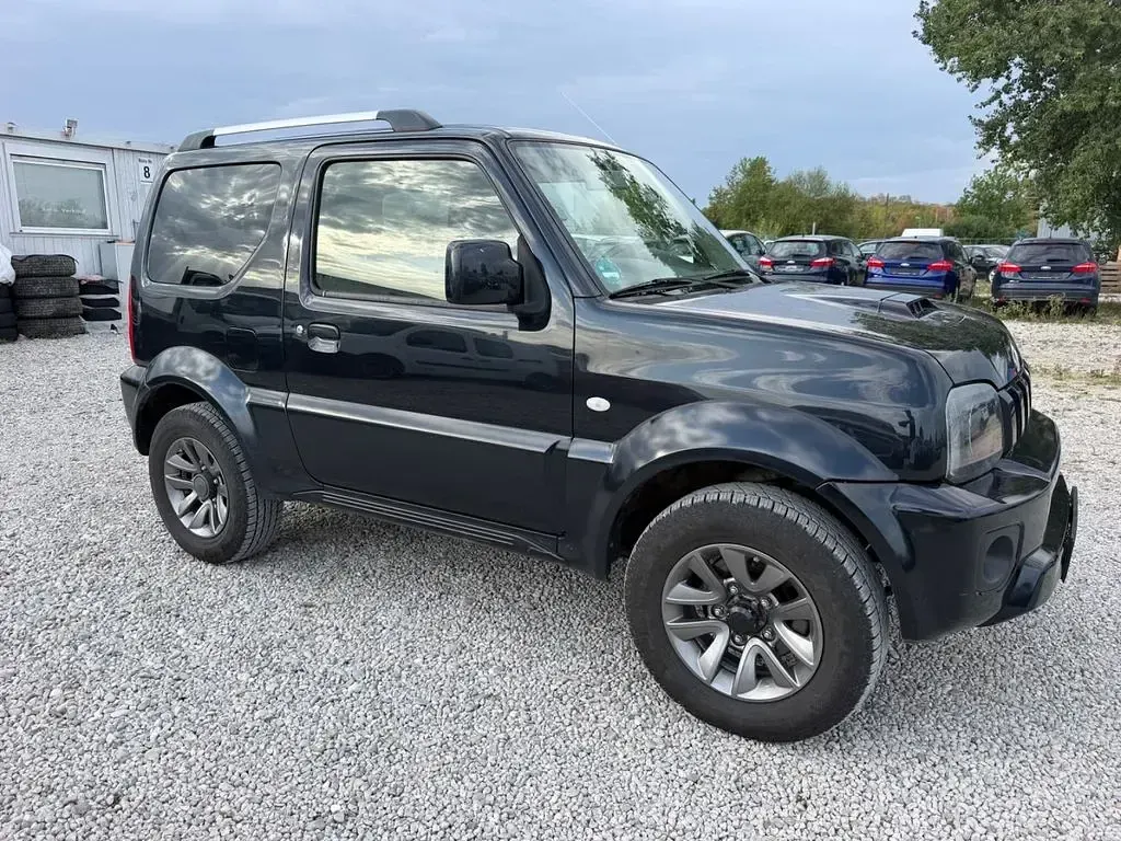 Gebraucht Suzuki Jimny Ranger Style 84 PS (61 kW) 2017 Schwarz SUV