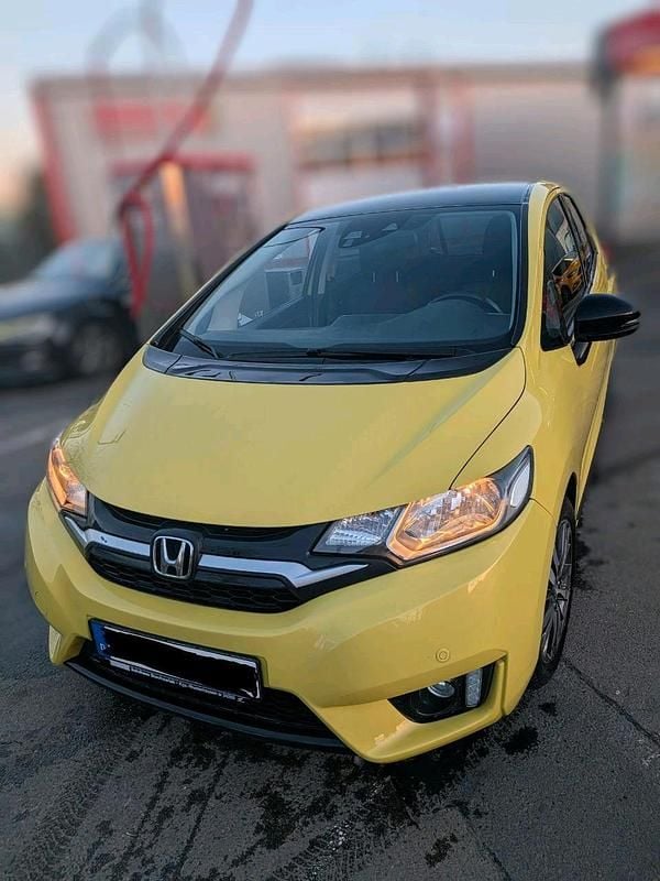 Gebraucht Honda Jazz Elegance 100 PS (73 kW) 2015 Gelb Kleinwagen