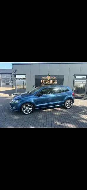 Gebraucht VW Polo Highline 90 PS (66 kW) 2017 Blau Kleinwagen
