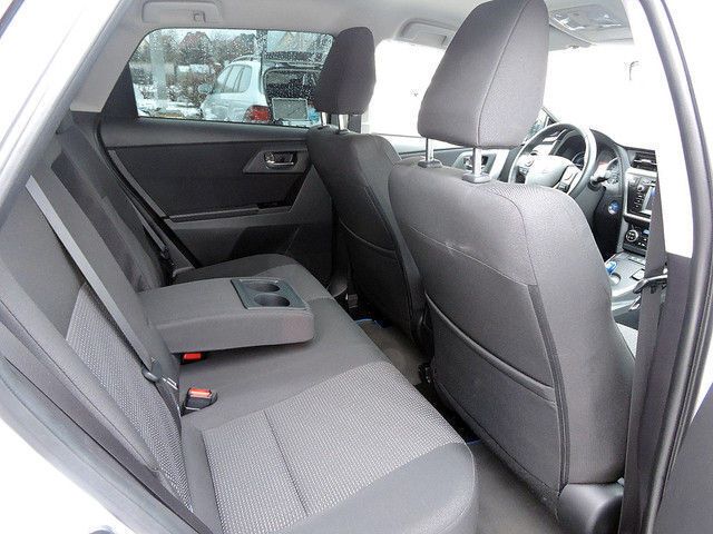 Gebraucht Toyota Auris Hybrid Edition 99 PS (72 kW) 2013 Weiß Limousine