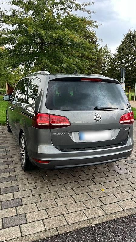 Gebraucht VW Sharan 184 PS (135 kW) 2016 Grau Van / Kleinbus