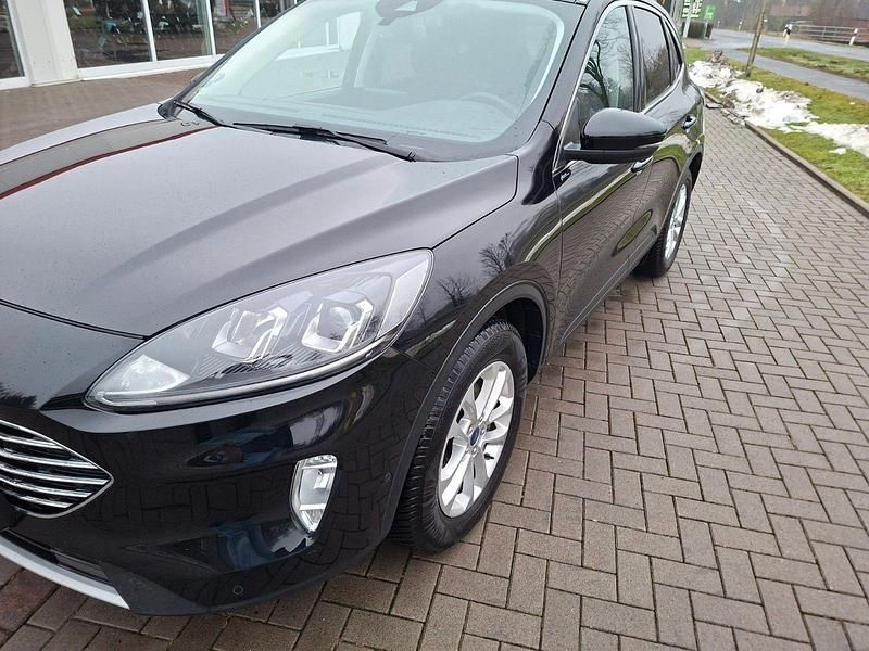 Gebraucht Ford Kuga Titanium 190 PS (139 kW) 2020 Schwarz SUV