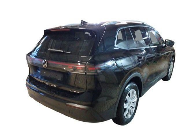 Gebraucht VW Tiguan Life 204 PS (150 kW) 2025 Grenadillschwarz metallic SUV