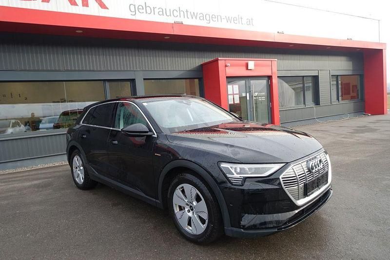 Gebraucht Audi e-tron Sport 230 kW (313 PS) 2021 Schwarz SUV