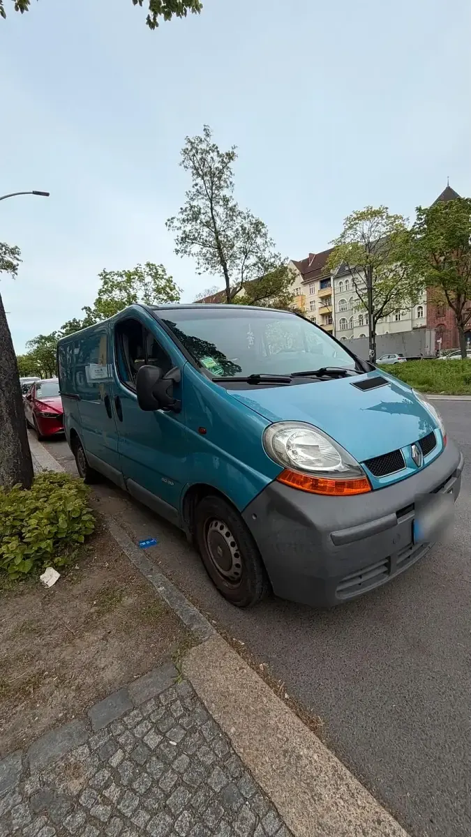 Gebraucht Renault Trafic 81 PS (59 kW) 2004 Blau Van / Kleinbus