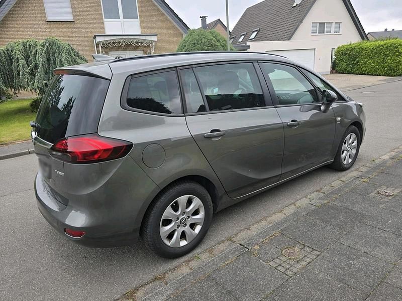 Gebraucht Opel Zafira Tourer 140 PS (102 kW) 2016 Grau Van / Kleinbus
