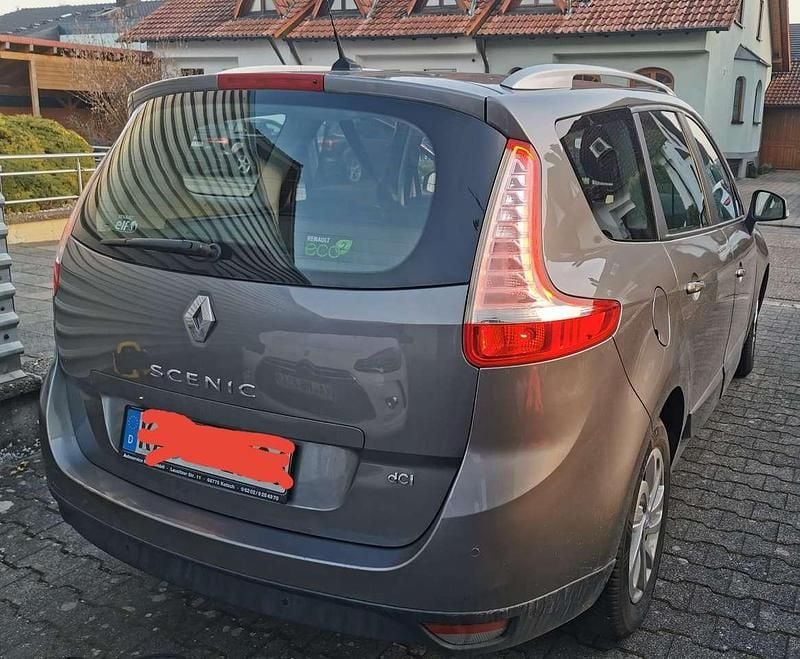 Gebraucht Renault Grand Scénic III 110 PS (80 kW) 2013 Grau Van / Kleinbus
