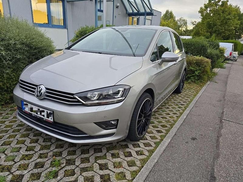 Silber Gebraucht 2016 VW Golf Sportsvan Highline Van / Kleinbus | 14.500 € (Guter Preis) - Bild 1/4