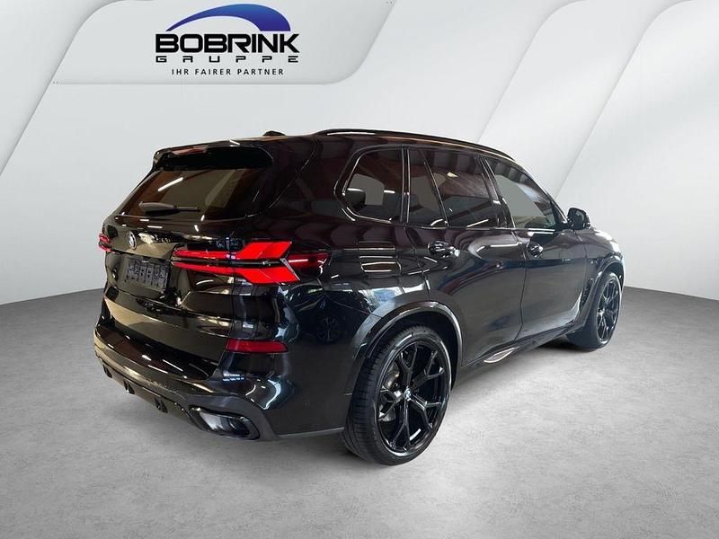 Gebraucht BMW X5 Performance 298 PS (219 kW) 2024 Schwarz SUV