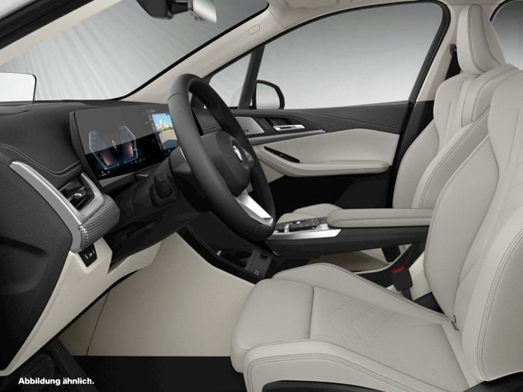 Gebraucht BMW 220 163 PS (119 kW) 2025 Alpinweiss