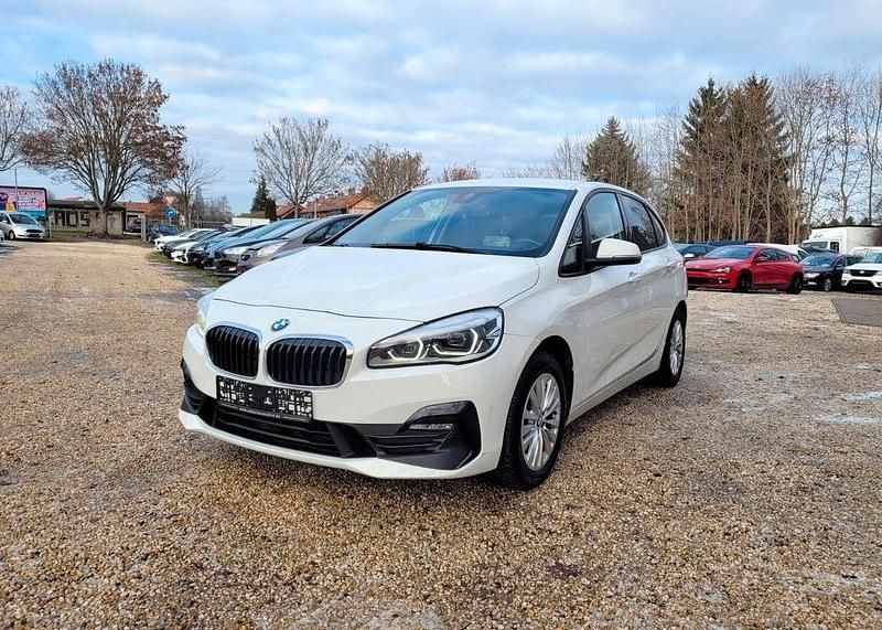 Gebraucht BMW 218 Advantage 150 PS (110 kW) 2021 Alpinweiss iii Van / Kleinbus