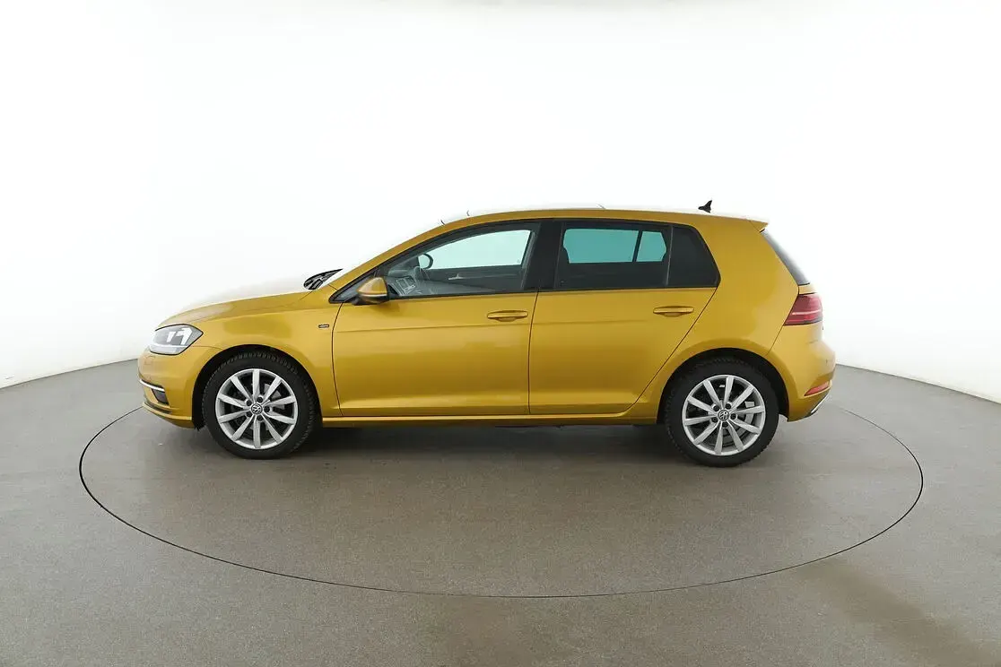 Gebraucht VW Golf VII Join 116 PS (85 kW) 2018 Gelb Limousine
