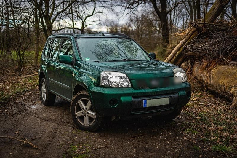 Grün Gebraucht 2006 Nissan X-Trail SUV | 4.500 € - Bild 1/4