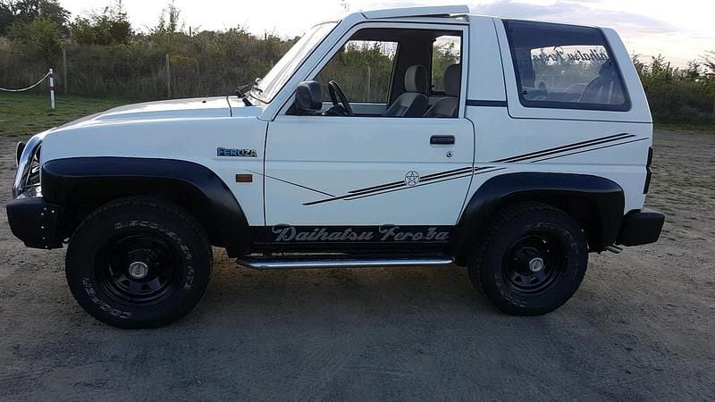 Gebraucht Daihatsu Feroza 1993 Weiß SUV
