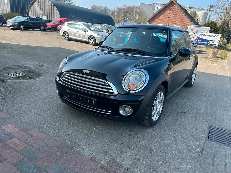 Schwarz Gebraucht 2009 Mini Cooper Kleinwagen | 4.000 € (Etwas zu teuer) - Bild 1/4