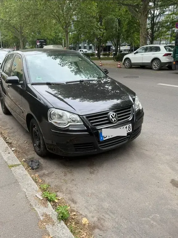 Gebraucht VW Polo Comfortline 80 PS (58 kW) 2008 Schwarz Kleinwagen