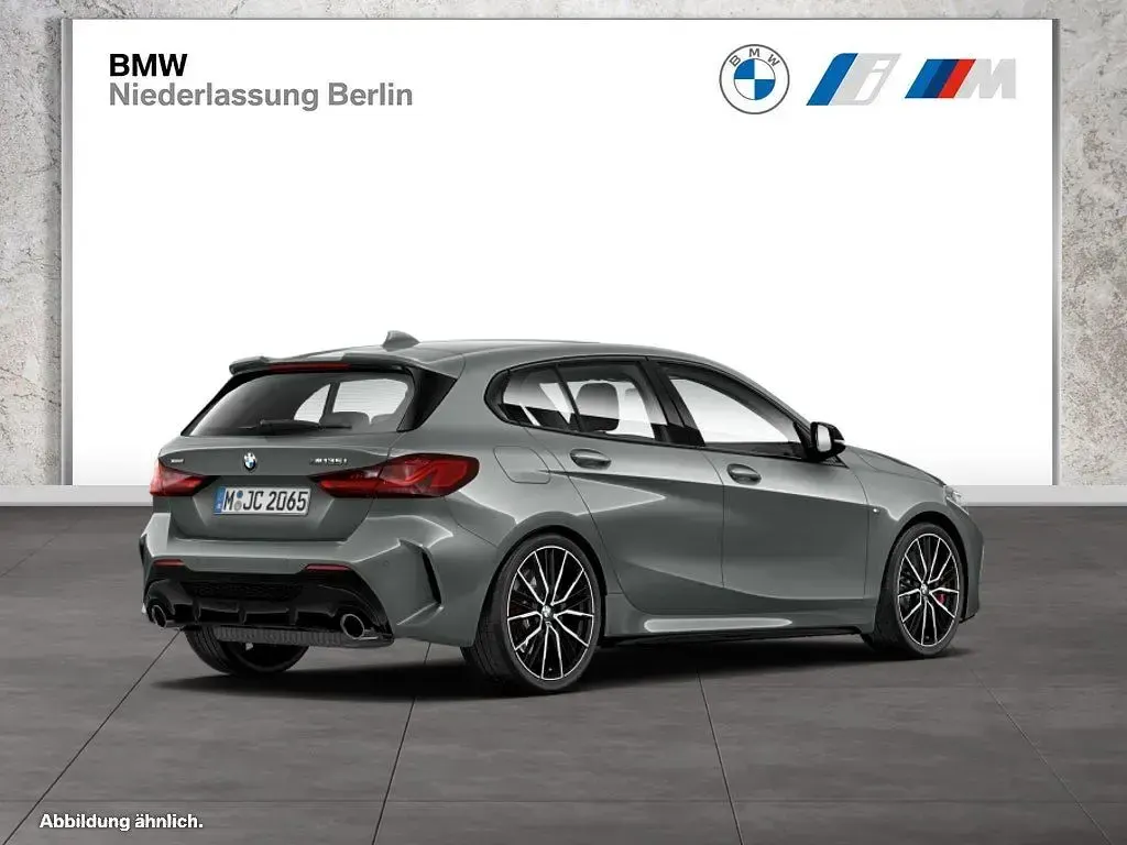 Gebraucht BMW M135 Performance 306 PS (225 kW) 2023 Grau Kleinwagen