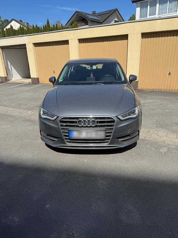 Używany Audi A3 Sportback 122 KM (89 kW) 2013 Szary Hatchback