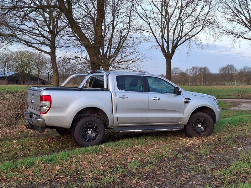 Gebraucht Ford Ranger Limited 200 PS (147 kW) 2018 Silber Pickup