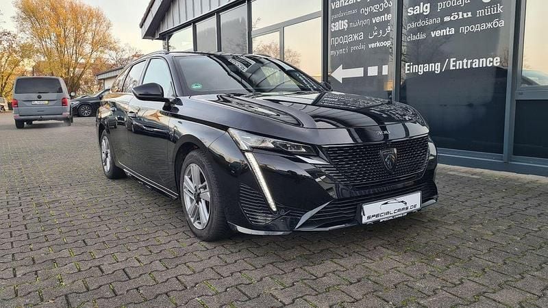Gebraucht Peugeot 308 SW GT 131 PS (96 kW) 2022 Schwarz Kombi