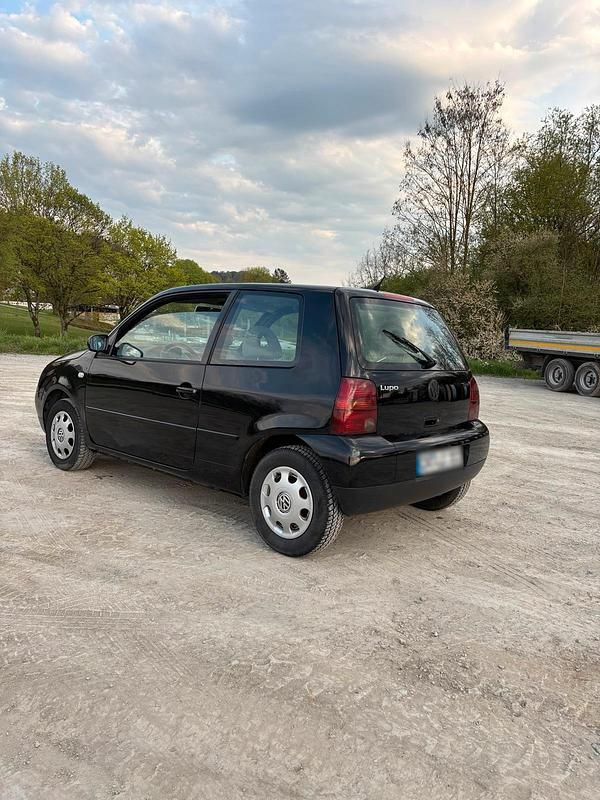 Gebraucht VW Lupo 50 PS (36 kW) 2001 Schwarz Kleinwagen