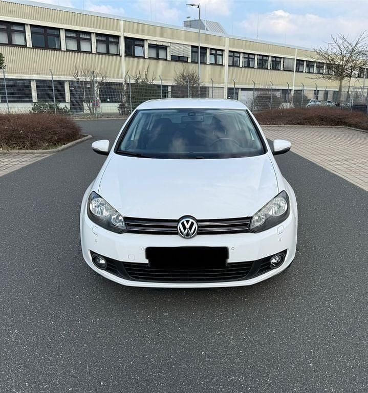 Gebraucht VW Golf VI 80 PS (58 kW) 2009 Weiß Kleinwagen
