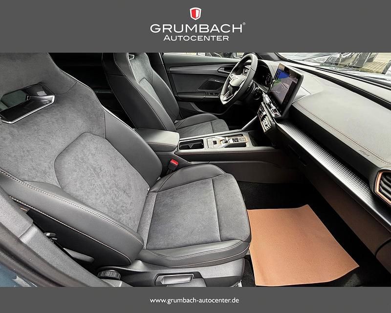 Neu Cupra Formentor VZ 333 PS (244 kW) 2025 9k fiord blue SUV