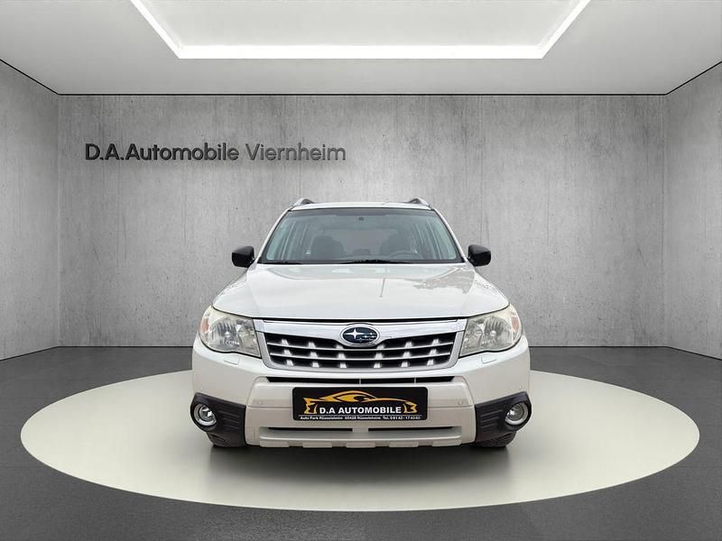 Gebraucht Subaru Forester Comfort 150 PS (110 kW) 2012 Weiß SUV