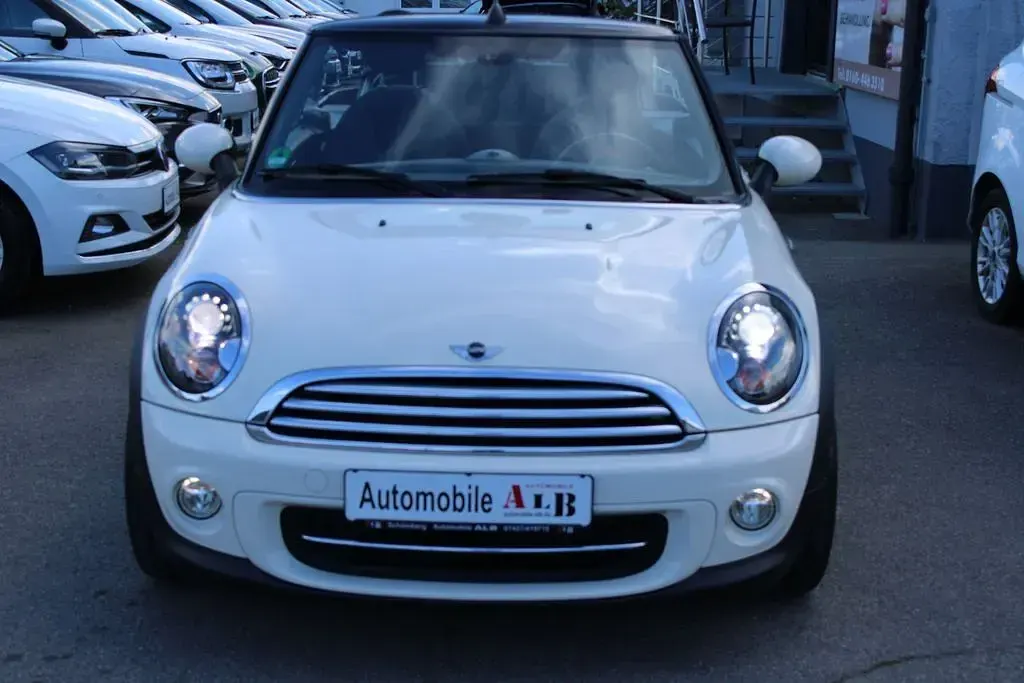 Gebraucht Mini Cooper Cabriolet 122 PS (89 kW) 2015 Weiß Cabrio