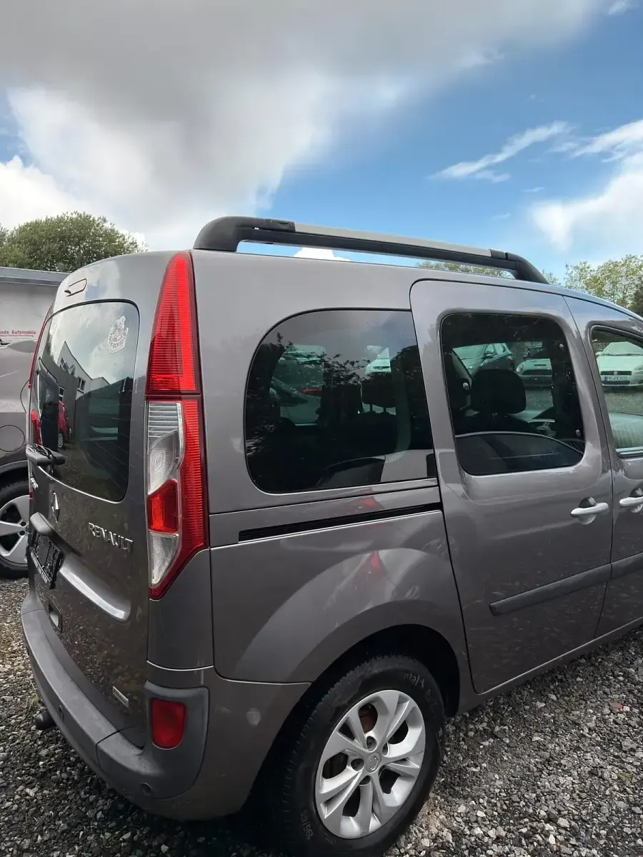 Gebraucht Renault Kangoo 90 PS (66 kW) 2016 Grau Van / Kleinbus