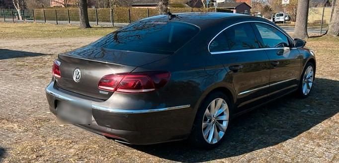Gebraucht VW CC 140 PS (102 kW) 2013 Braun Limousine