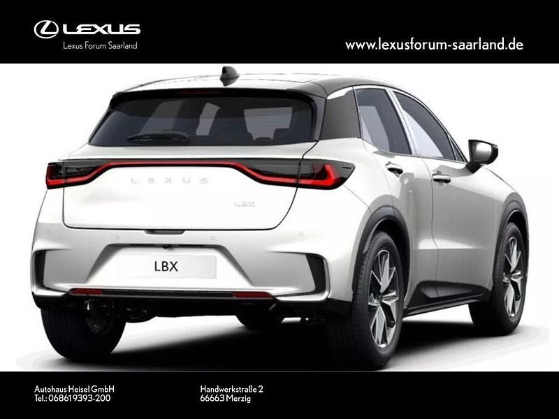 Neu Lexus LBX 136 PS (100 kW) 2025 Weiß SUV