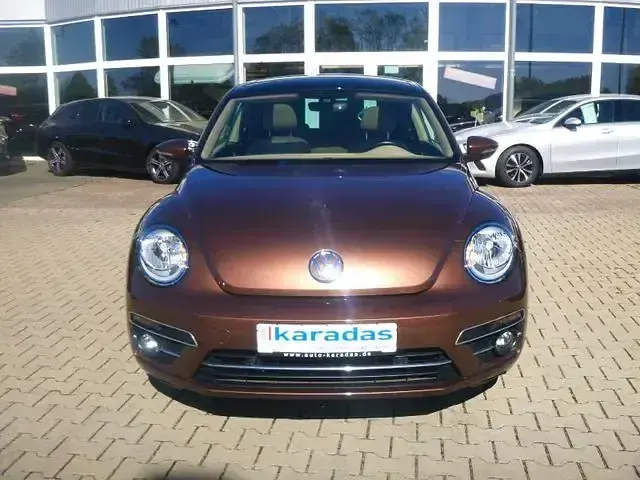 Gebraucht VW Beetle 105 PS (77 kW) 2016 Braun Kleinwagen