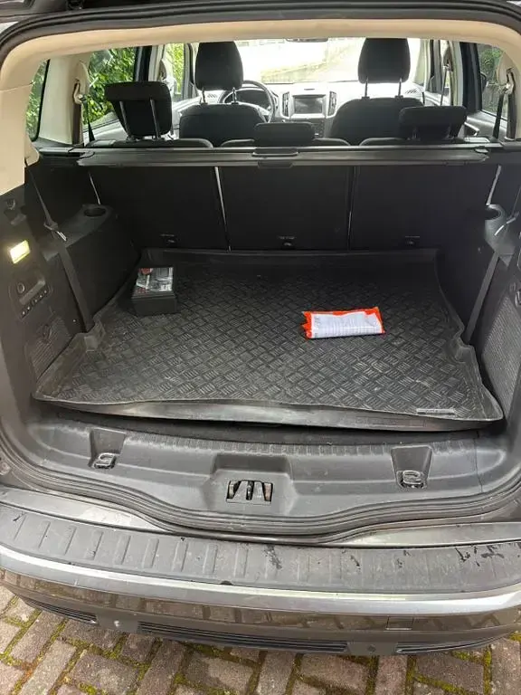Gebraucht Ford S-MAX Titanium 150 PS (110 kW) 2017 Grau Van / Kleinbus