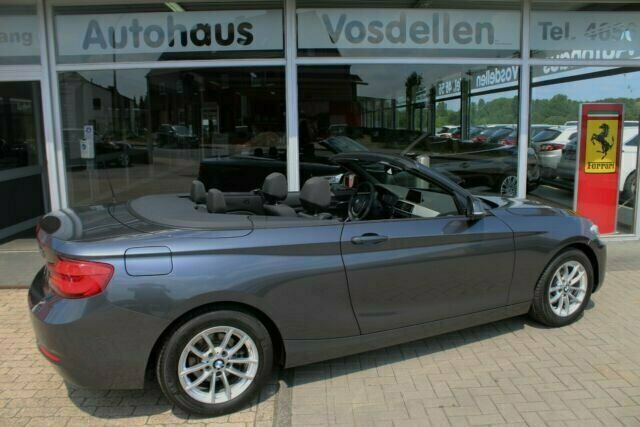 Gebraucht BMW 218 Advantage 150 PS (110 kW) 2017 Grau metallic Cabrio