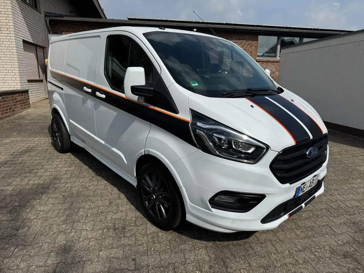 Gebraucht Ford Transit Custom Sport 170 PS (125 kW) 2019 Weiß Van / Kleinbus